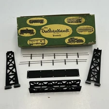 Authenticast SB-1 HO Gauge Train Track Layout Metal Signal Bridge Vintage