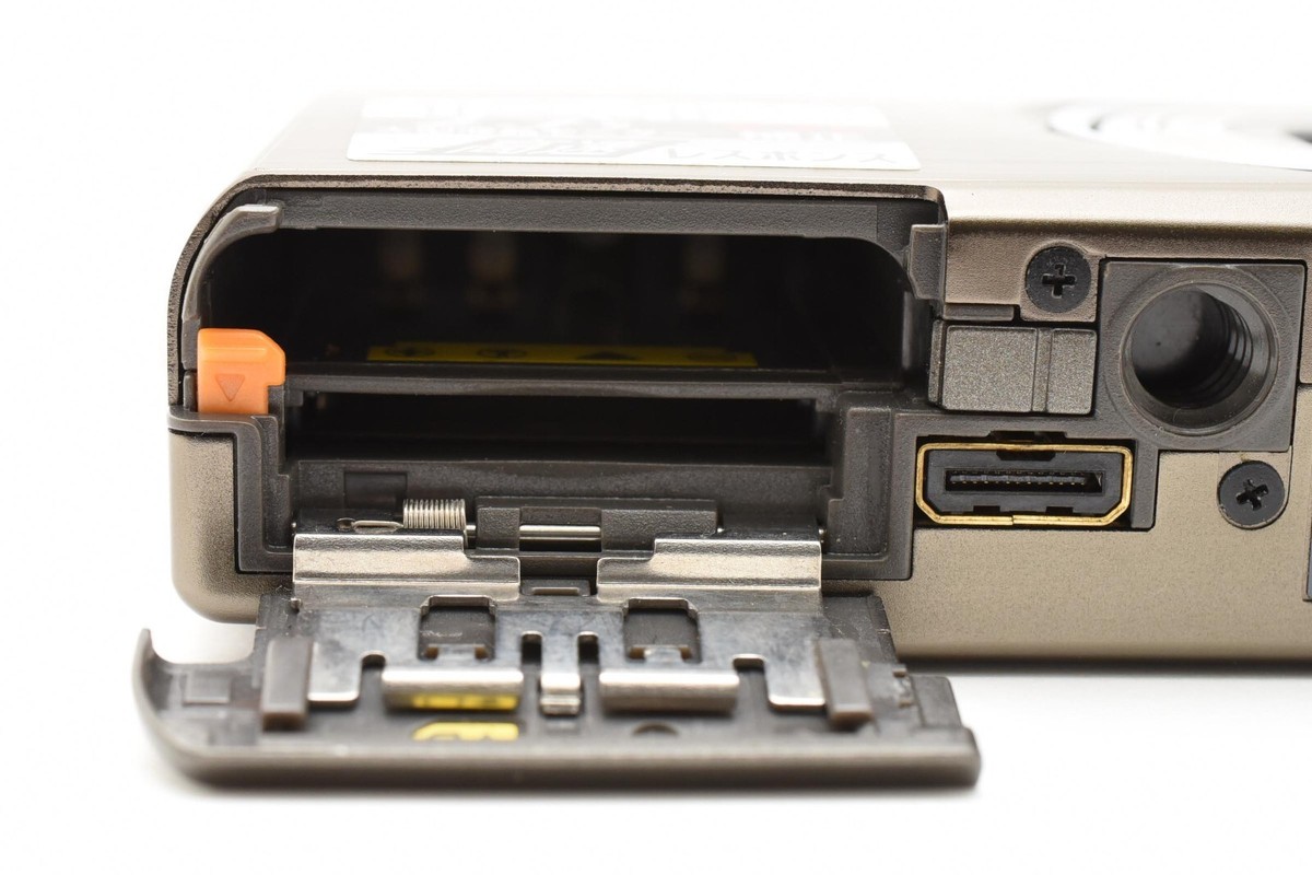 Nikon COOLPIX S700 ブラウン Amazon.com : Coolpix S700 12.1MP Digital Camera with 3x