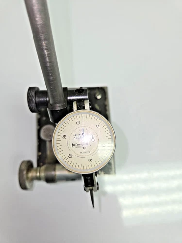 Interapid indicator with stand .0005 Grad, 0-15-0. WORKING