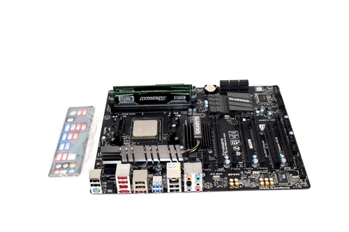 Placa Gigabyte Amd AM3 ATX con chip de 3,3 GHz, 32 GB de RAM DDR3 - Imagen 1 de 9
