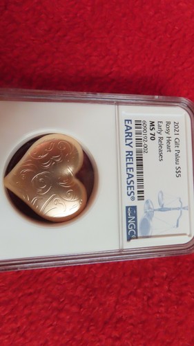 2021 Palau Rosy Heart 3D Heart Shaped 1 oz Silver Rose Gold Gilt Satin NGC MS70 - Picture 6 of 8