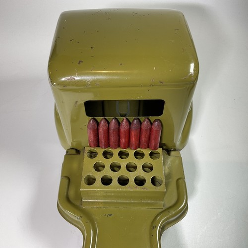 VINTAGE 1930's Kingsbury Wind Up Howitzer Truck W/ 7 Org Shells 15" Exc Working - Picture 16 of 23