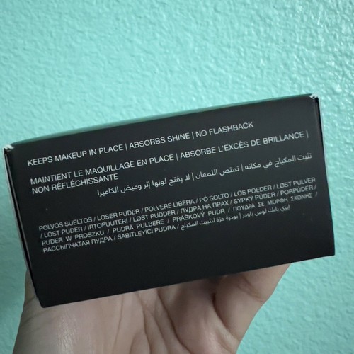 Huda Beauty Easy Bake Loose Setting Powder Pink CHERRY BLOSSOM - Picture 5 of 5