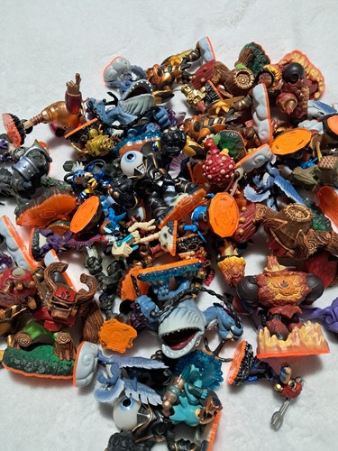 Skylanders Giants Figuren Serie 2 - Bild 1 von 39