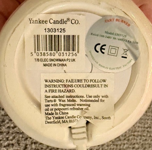 Yankee Candle Electric Snowman Burner Wax Melt - Picture 6 of 6