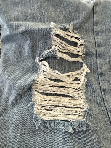 Cider Cute Patchy Denim Jeans Distressed Blue Denim Junior's Size XL 32" Waist - Picture 5 of 8