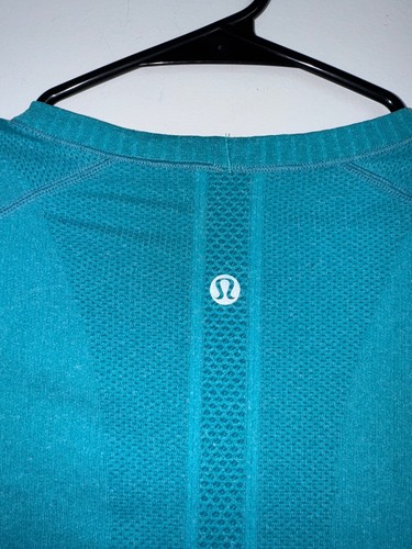Lululemon Swifty Tech Long Sleeve Crew Neck Size 8 Blue Lightweight - Picture 3 of 9