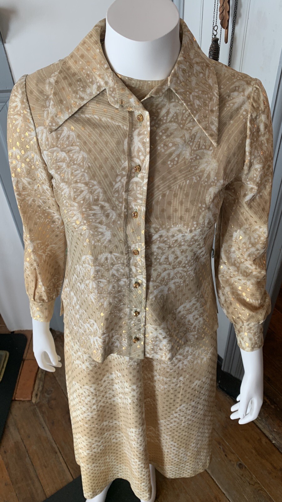 Picture 13 of 24