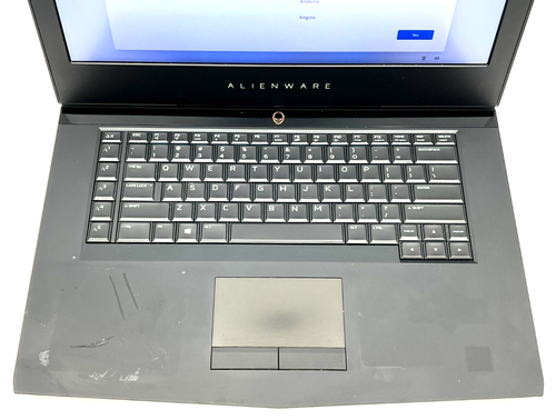 Alienware 15.6" Laptop - i7-7700HQ - GTX 1070 - 16GB - 256GB SSD (FAIL) + 1TB SD - Picture 2 of 12
