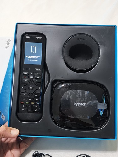 Logitech Harmony Elite Smart Remote, Hub, IR-Blaster, 2 Adapter, Remote Cradle - Bild 4 von 14