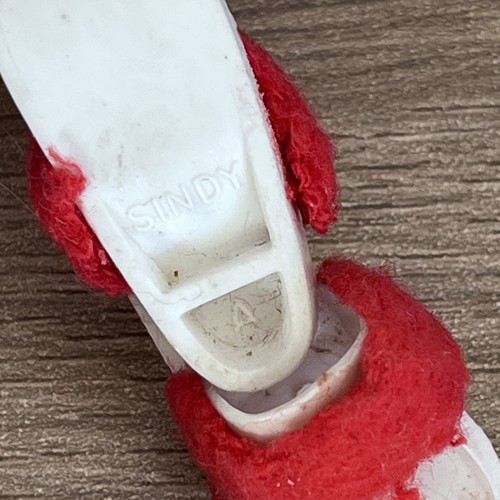 Zapatillas mullidas vintage de pedigrí para muñeca Sindy de los años 70 rojo azul mulas sin cordones a la hora de acostarse - Imagen 5 de 8