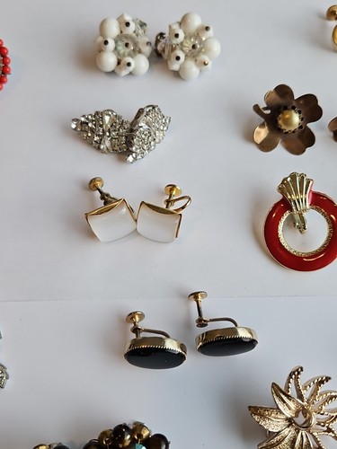De colección. Lote de 22 pendientes de clip y atornillados Prs  - Imagen 4 de 10