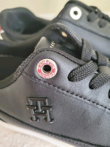 Ladies TOMMY HILFIGER trainers Size 5 Eu 38 In Black Leather - Picture 2 of 6