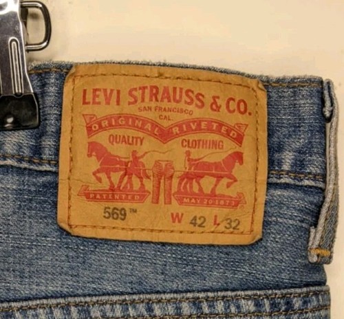 Levis Mens 569 Jeans 42x32 (Actual 44x32) Straight 100% Cotton Pants Light Wash - Picture 3 of 5