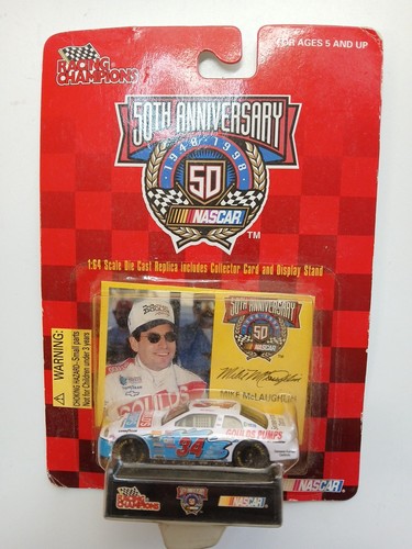 4 NASCAR Racing Champions Maßstab 1:64 Die Cast Autos mit Sammlerkarte & Ständer - Bild 12 von 13