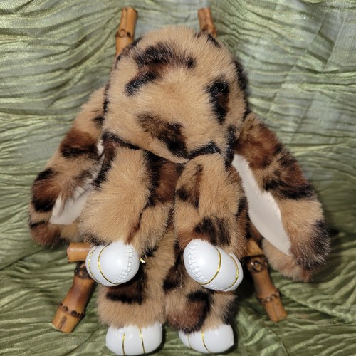 Leopard Faux Fur Bunny Keychain/Bag Charm  NWOT Gold-tone Hardware 7x3 Wht Paws - Picture 2 of 6