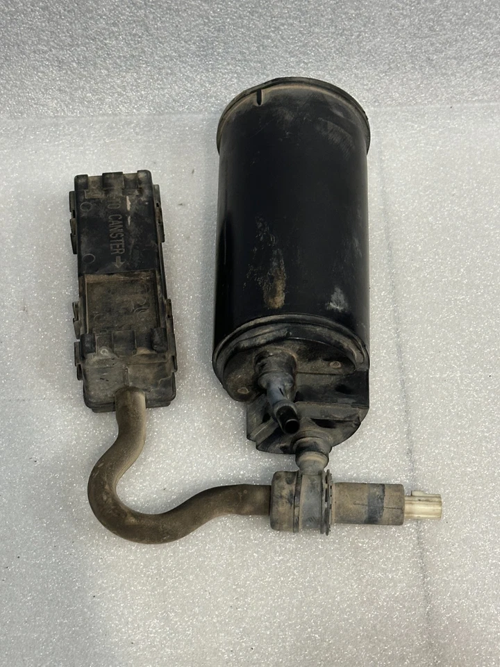 Bote de vapor de combustible Ford Ranger 98/lata de carbón. OEM Foto 2 de 3