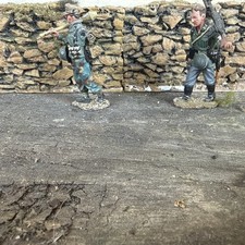 2 Piece Stone Wall For King And Country Size Soldiers.For Diorama WALL ONLY  