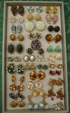 Lot Vtg Clip Earrings Some Designer Emmons Coro Monet DeMario Weiss Robert 34Prs