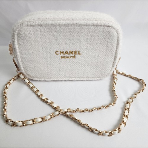 Chanel Beaute Cosmetic Pouch Gold boucle fabric crossbody - Picture 5 of 10