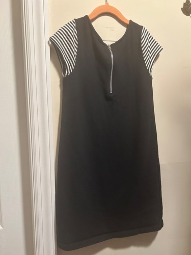 Girl's Gymboree Size 8 Black Dress with White Stripes on Pockets and Sleeves - Picture 5 of 7