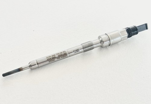 New GENUINE OEM Audi VW Skoda Seat Glow Plug 04L905061B 04L905061C - Picture 8 of 13