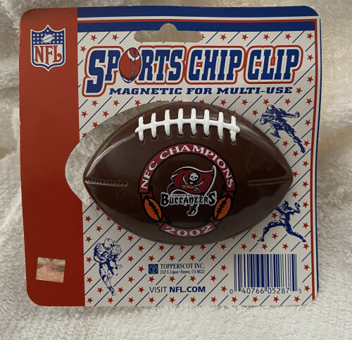TAMPA BAY BUCS BUCCANEERS 2002 NFC CHAMPIONS MAGNETIC FRIDGE CHIP CLIP NEW  - Picture 1 of 1