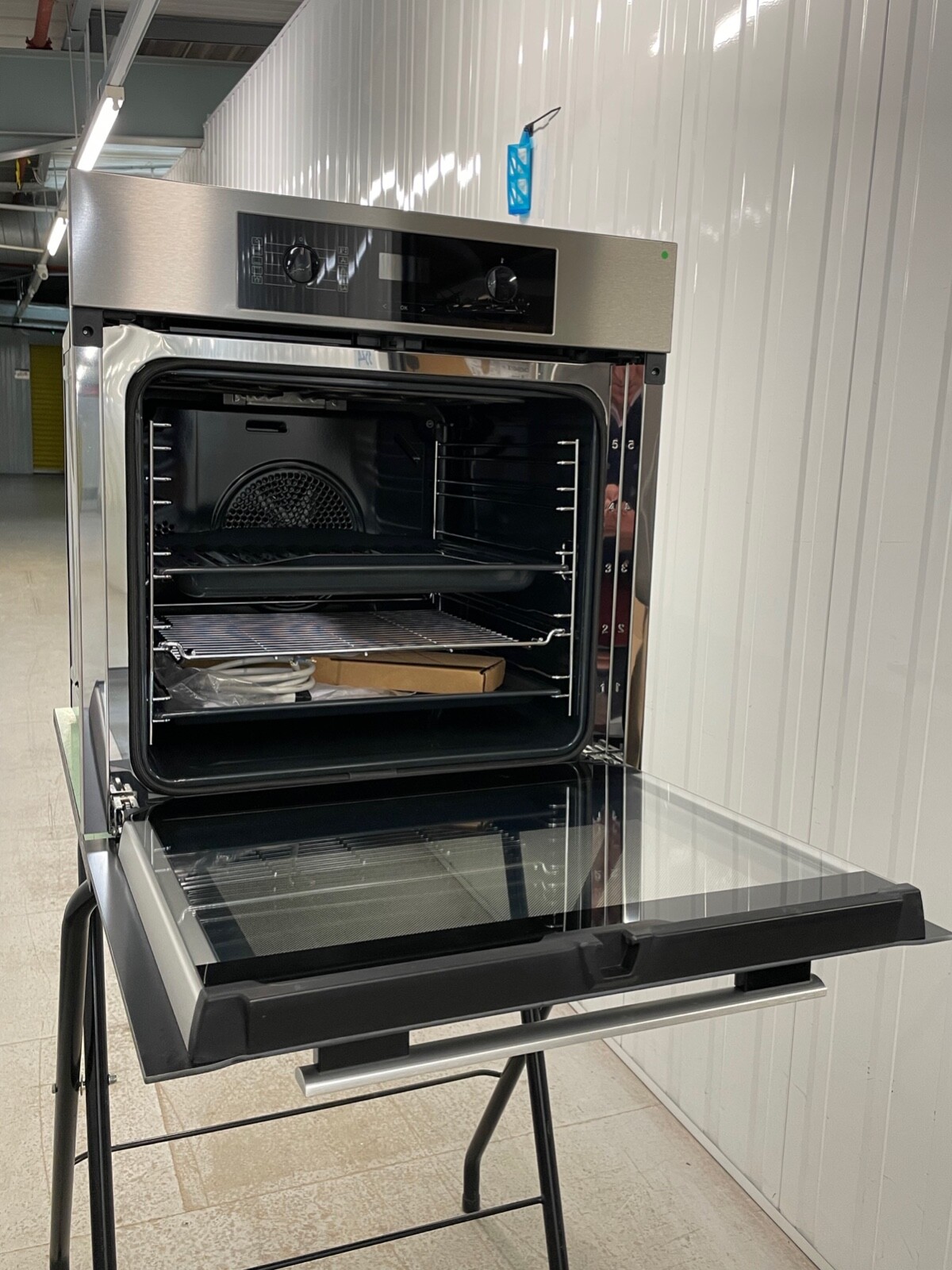 Miele H22671BP Builtin Single Multifunction Pyrolytic Oven eBay