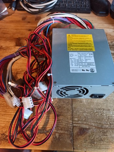 WTX Netzteil von NMB GM430WTXW01SSV, Fujitsu-Ersatzteil für Celsius 670 Dual