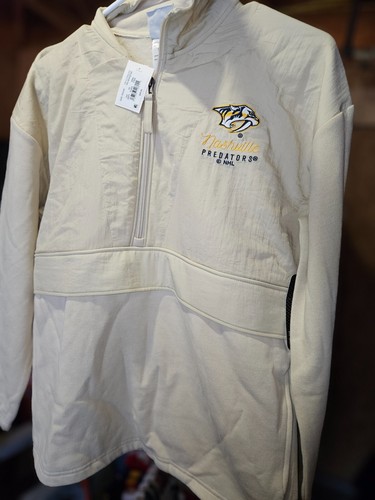NHL Licensed Nashville Predators half zip Pullover Sweatshirt(retail 49.99)