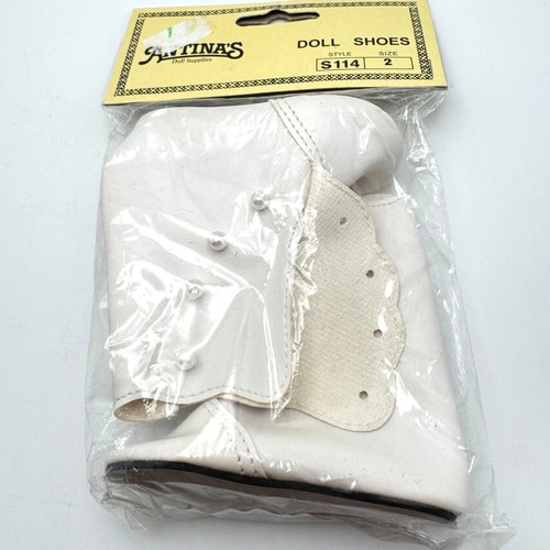 Konvolut 23 Tallinas Vintage Puppenschuhe & Socken Perücke verschiedene Größen Stile - Bild 16 von 16