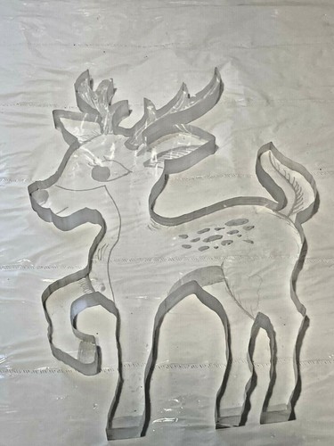 Vtg MCM Clear Etched LUCITE Acrylic REINDEER Deer Xmas Rudolph Figurine 12.25" - Picture 5 of 5