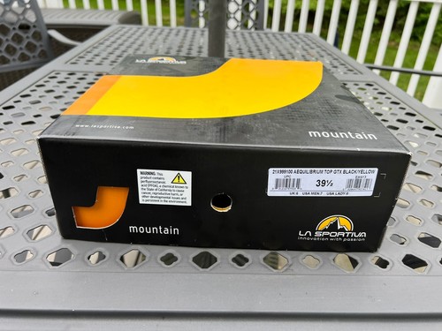 La Sportiva Aequilibrium Top GTX Mountaineering Boots Size 39.5 (US M7/W8) - Picture 2 of 11