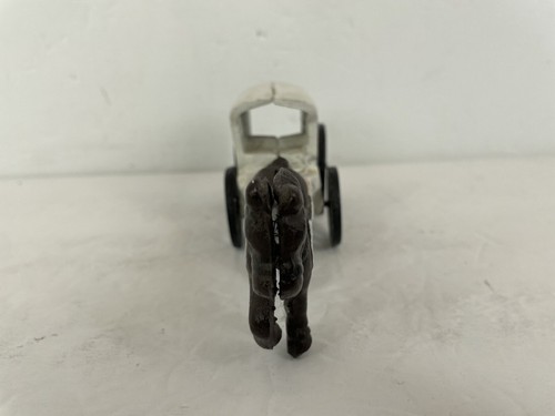 Vintage Cast Iron Horse Drawn Carriage Ice Cart Truck Wagon Toy Red White - Picture 3 of 9