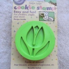 Wilton Spring Tulipan Stempel do ciasteczek Zielony plastik 1997 Dekoracja Forma do pieczenia Zabawa