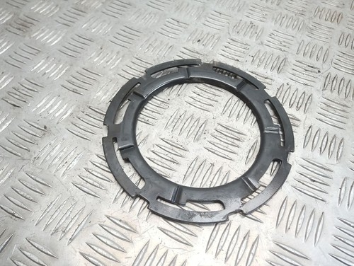 Opel Astra J 2013 Befestigungsmutter Kraftstoffpumpe im Tank H10325852G UST91197