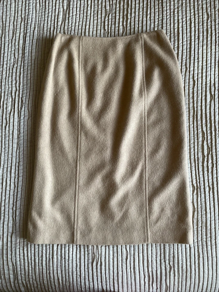 Vintage TALBOTS 100% Camel Hair Sand Straight Knee Pencil Skirt Petite 4 Italy