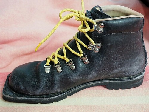 VTG ASOLO Sport Snowfield 3 Pin Black Telemark Ski Leather Italy Vibram Boots 9 - Picture 5 of 10