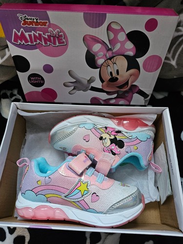 New WITH Box! Disney Junior Minnie Mouse Light Up Sneakers! Size 9 M!