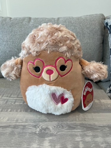 Squishmallows 8" Jacinda The Poodle Valentines NWT