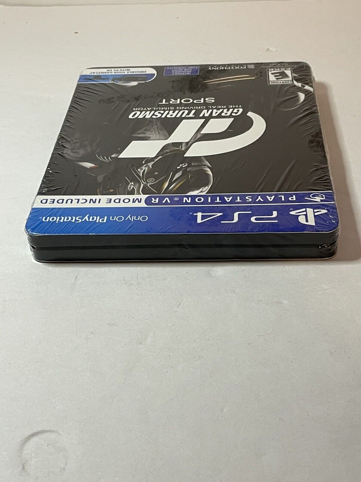 Foto 4 di 5
