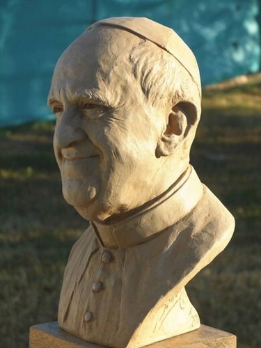 Busto del Papa Francisco 8"" Estatua Católica Religiosa Escultura VATICANO Hecho a Mano en Ar - Imagen 5 de 13