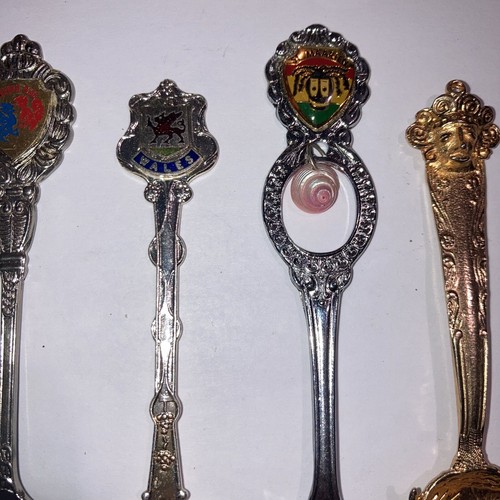 Lote de 5 cucharas de viaje de recuerdo coleccionables de colección Internacional Tailandia Gales - Imagen 4 de 10