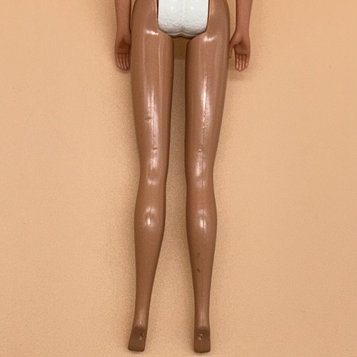 Sweetheart Barbie Doll Vintage Nude For OOAK With Original Necklace Curled Hair - Picture 15 of 24