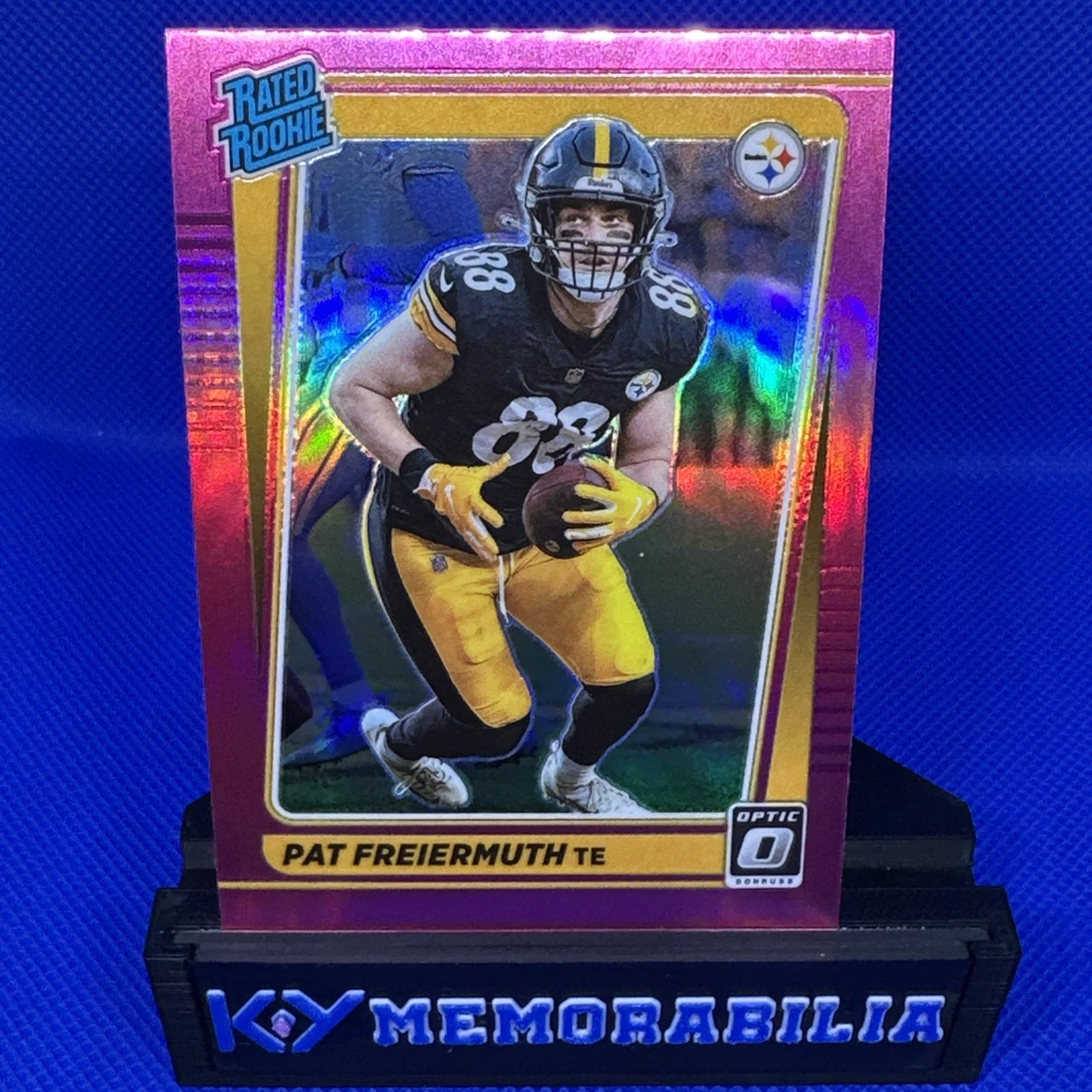2021 Donruss Optic #232 Pat Freiermuth Pink Steelers