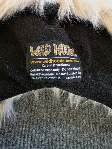 Red Wolf Faux Fur With Paw Mittens Furries Winter Hat - Picture 2 of 6