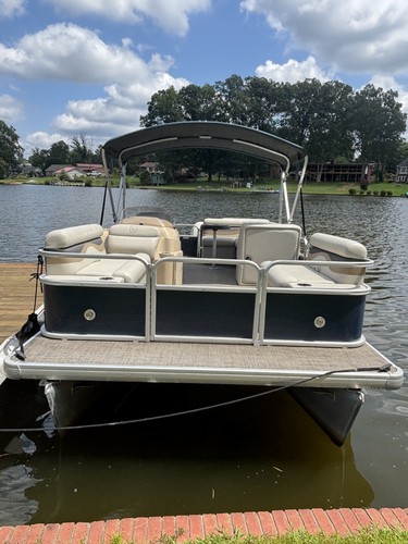 Used pontoon boats for sale