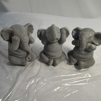 ''Hear No Evil, See No Evil, Speak No Evil'' elephant figurines 5,5  