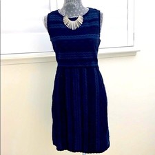 NWOT Ann Taylor Stretchy Sleeveless Blue & Black Dress Size Medium