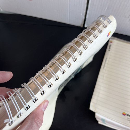 6x Apple II Dos Users Manual and Dos Programming Manual Pascal IIe Tech Manual - Picture 16 of 24